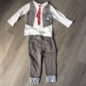 Burt’s Bees jogger and shirt!